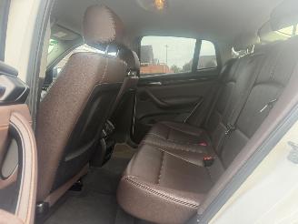 BMW X4 XDRIVE30 picture 12
