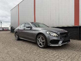 Voiture accidenté Mercedes C-klasse C180d AMG 2017/1
