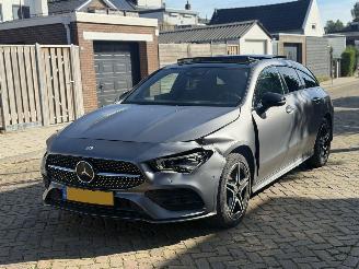 Vaurioauto  passenger cars Mercedes Cla-klasse 250e AMG PANO SFEER BTW!! 2023/1