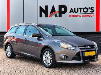 Unfallwagen Ford Focus 1.0 EcoBoost Edition Plus 2014/1