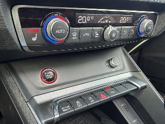 Audi RS Q3 Quattro / PANO picture 21