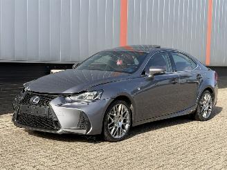 Lexus IS G Sport 300h Hybrid picture 27