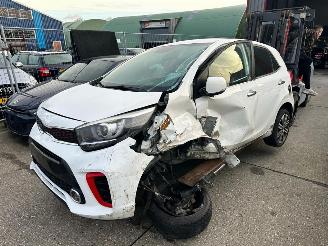 Vrakbiler auto Kia Picanto 1.0 GT LINE 2017/4