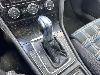 Volkswagen Golf 1.4 TSI / GTE picture 11