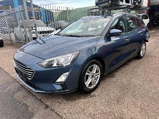 Voiture accidenté Ford Focus 1.0 ECOBOOST 125PK 2020/7