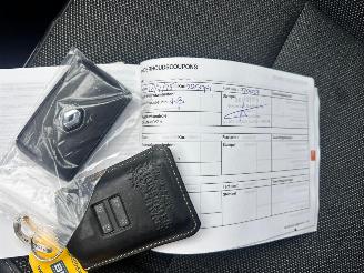 Renault Captur 1.6 E-TECH FULL HYBRID 145 TECHNO picture 15