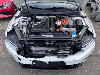 Volkswagen Passat 1.4 GTE / DSG / PANO / VOLLE AUTO / picture 20