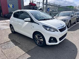 Auto incidentate Peugeot 108 1.0 AUTOMAAT 2017/4