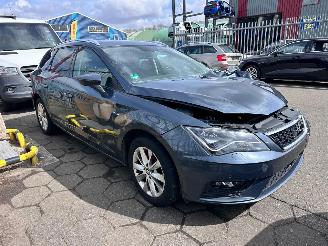 uszkodzony samochody osobowe Seat Leon 1.6 TDI 2019/6