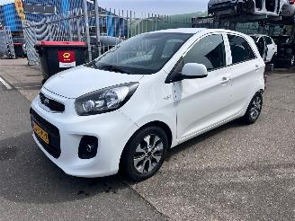 Auto incidentate Kia Picanto 1.0 CVVT / NAVI /CAMERA / 2016/1