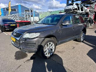 uszkodzony samochody osobowe Volkswagen Touareg 3.0 V6 TDI / DSG / 2008/7