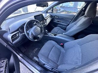 Toyota CH-R 1.8 HYRBIDE picture 6