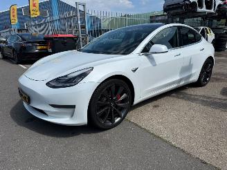 krockskadad bil auto Tesla Model 3 PERFORMANCE AWD 75 KWH 2019/12