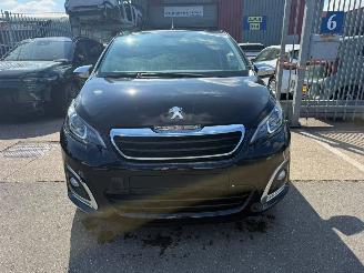 Peugeot 108 1.0 AUTOMAAT picture 2