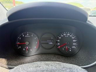 Kia Picanto 1.0 CVVT COLOUR EDITION picture 9