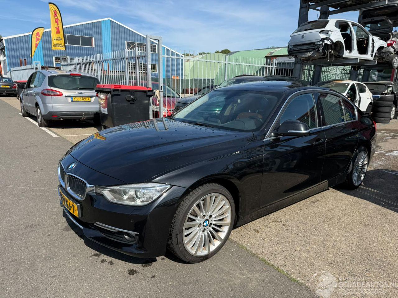 BMW 3-serie 320d HIGH EXECUTIVE / DAK / LEER /