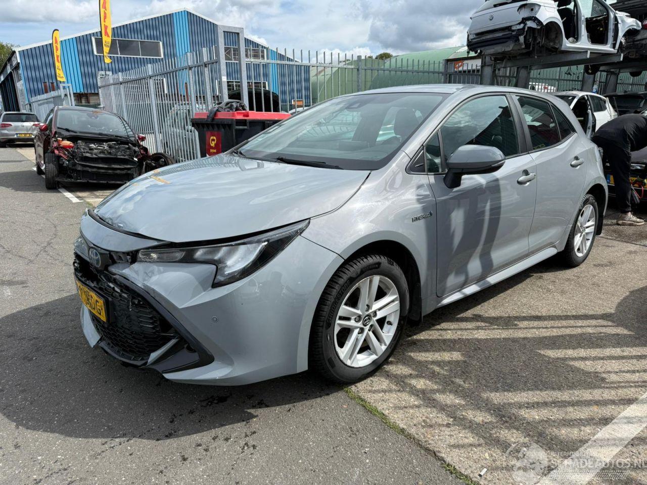 Toyota Corolla 1.8 HYBRIDE