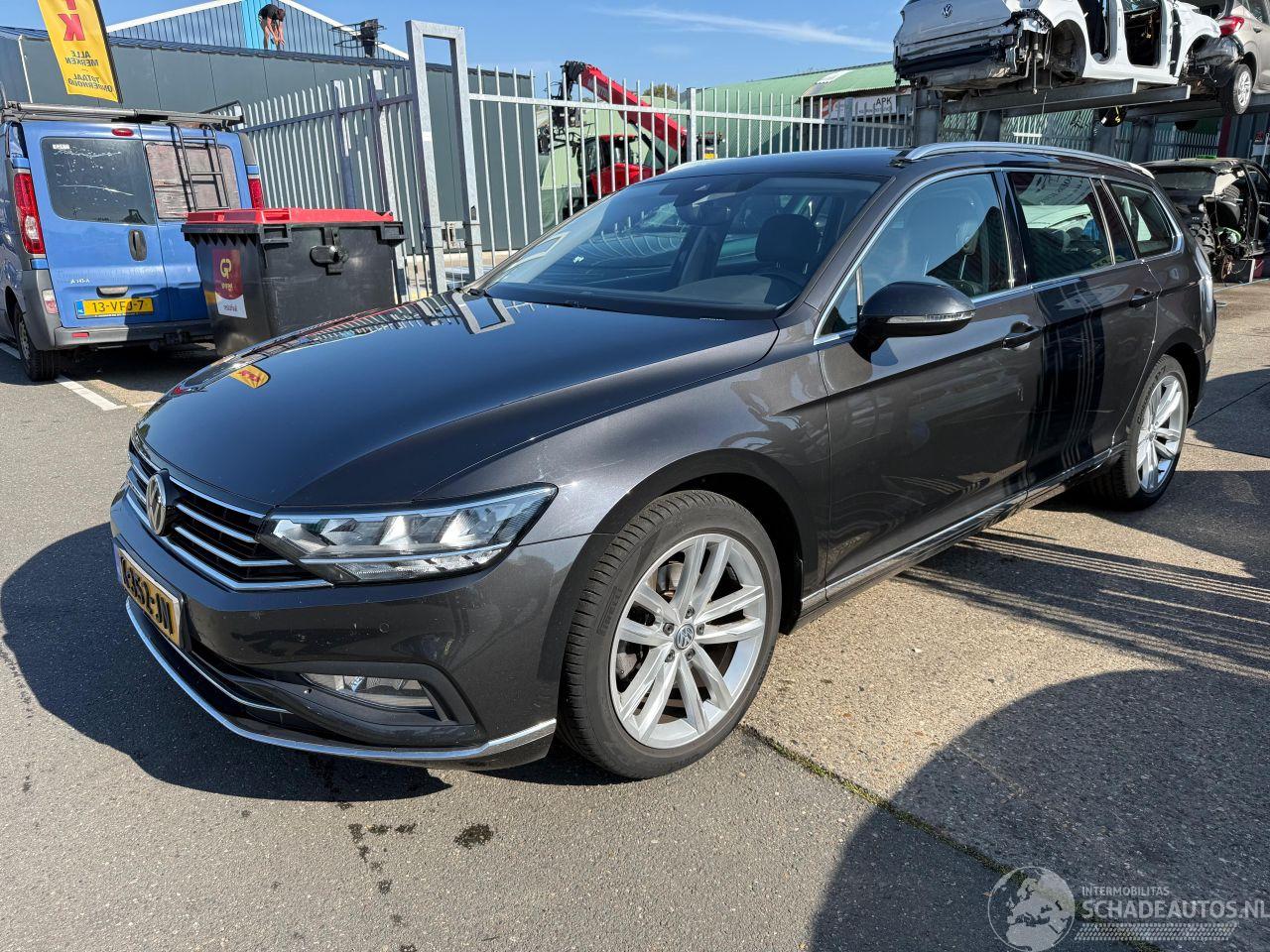 Volkswagen Passat 2.0 TSI / DSG / ELEGANCE BUSINESS R