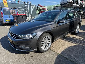 Vaurioauto  passenger cars Volkswagen Passat 2.0 TSI / DSG / ELEGANCE BUSINESS R 2020/2