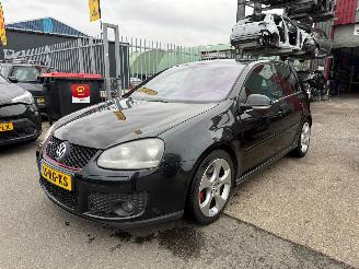 krockskadad bil auto Volkswagen Golf 2.0 GTI / TFSI 2005/3