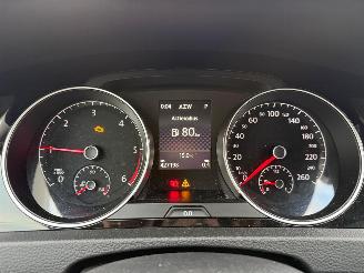 Volkswagen Golf 1.6 TDI / DSG / PANO / HIGHLINE picture 10