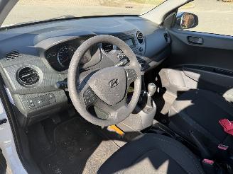 Hyundai I-10 1.0i Comfort picture 7