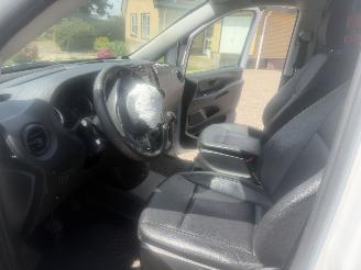 Mercedes Vito 114 CDI LANG AIRCO 210000NAP picture 6