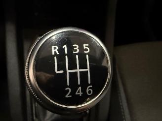 Renault Clio  picture 15