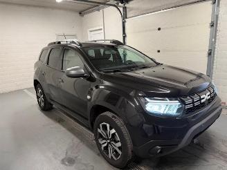 Vaurioauto  passenger cars Dacia Duster  2024/4