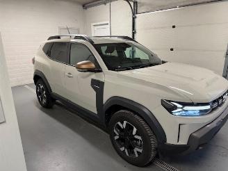 krockskadad bil auto Dacia Duster  2024/11