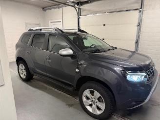 krockskadad bil auto Dacia Duster  2022/7