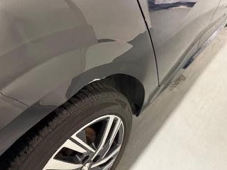 Peugeot 208  picture 9