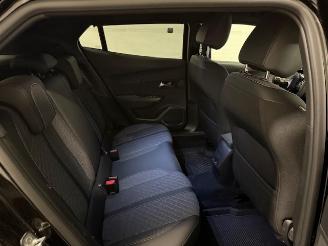 Peugeot 2008  picture 12
