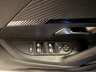 Peugeot 2008  picture 10
