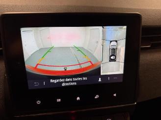Renault Clio 4X CAMERA picture 15