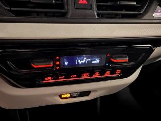 Suzuki Swift  picture 16