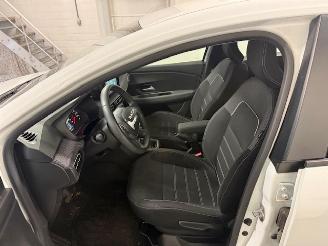 Dacia Sandero  picture 10