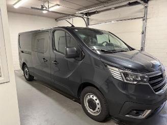 škoda osobní automobily Renault Trafic  2025/8