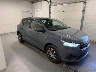 Damaged car Dacia Sandero  2024/1
