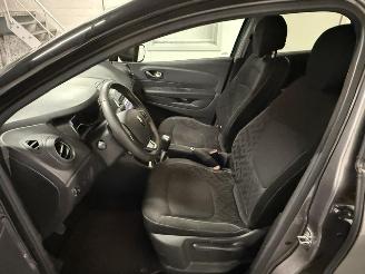 Renault Captur  picture 8