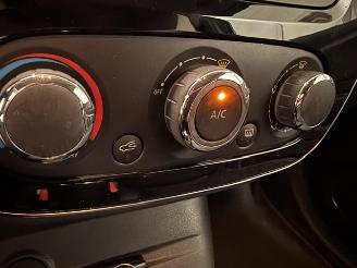 Renault Captur  picture 13