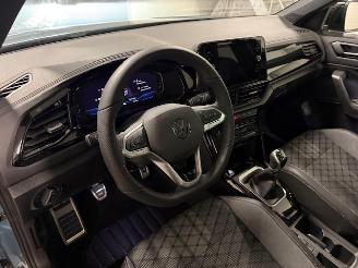 Volkswagen T-Roc  picture 10