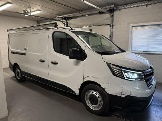 skadebil auto Renault Trafic  2024/7