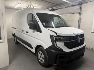 skadebil auto Renault Master  2025/4