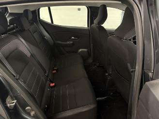 Dacia Sandero  picture 13