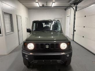 Suzuki Jimny  picture 3