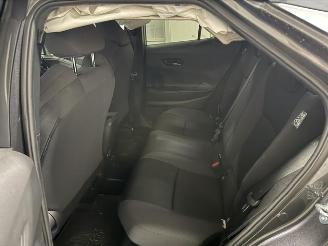 Toyota C-HR  picture 13
