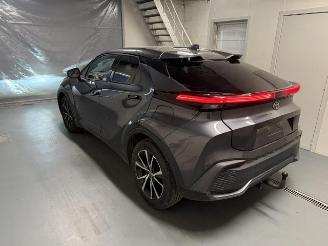 Toyota C-HR  picture 4