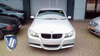 demontáž osobní automobily BMW 3-serie 3 serie (E90), Sedan, 2005 / 2011 320d 16V 2007/11