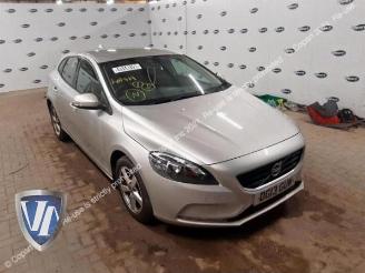 Vrakbiler auto Volvo V-40 V40 (MV), Hatchback 5-drs, 2012 / 2019 1.6 D2 2013/8